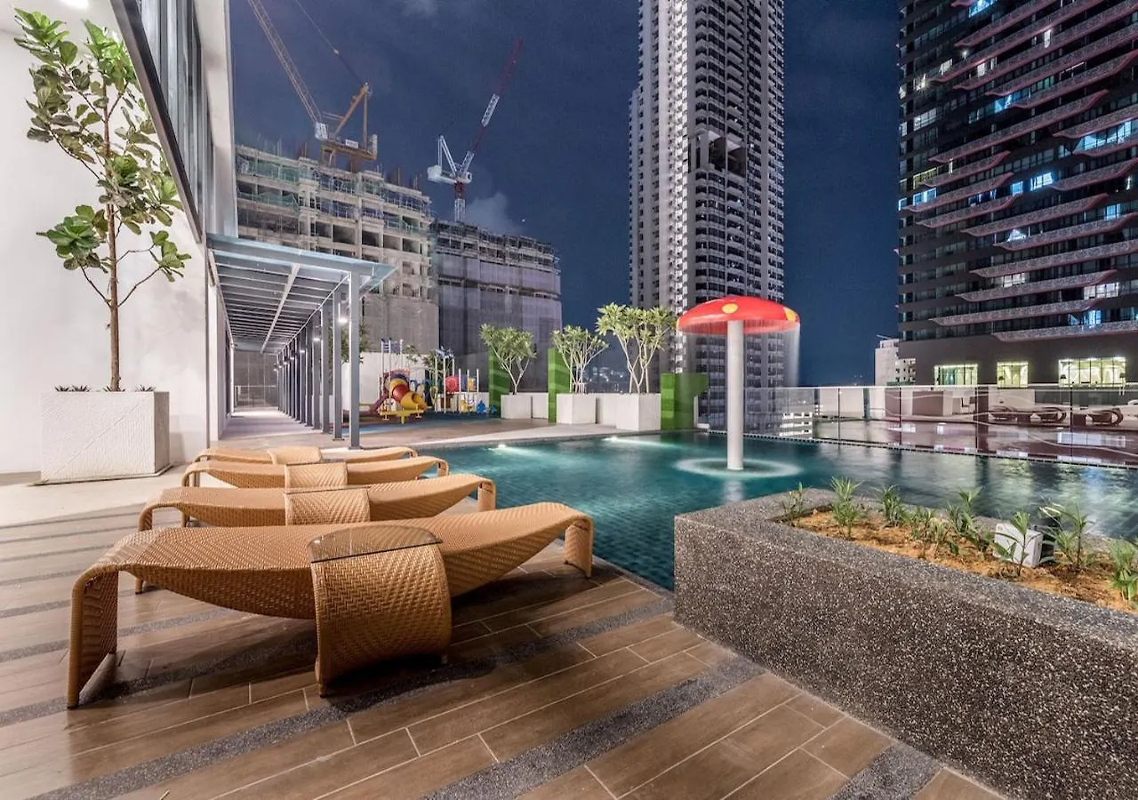 Apartment Reizz Residence Ampang By Iconus Kuala Lumpur