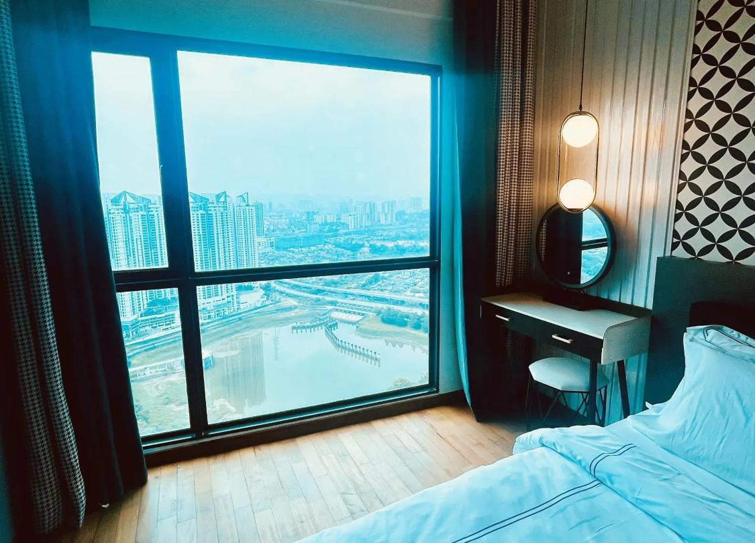 Reizz Residence Ampang By Iconus Kuala Lumpur Apartment